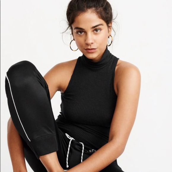 Abercrombie & Fitch Tops - A&F Abercrombie & Fitch Black Ribbed Sleeveless Turtle Neck Knitted Top Shirt M